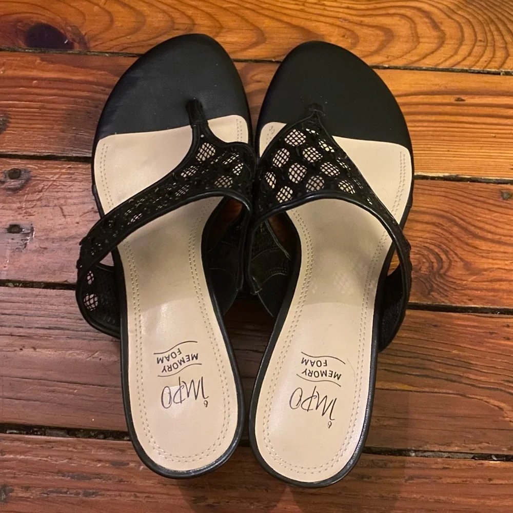 Impo Renae Black Sequin Wedge Sandals Size 11 Memory Foam NWT